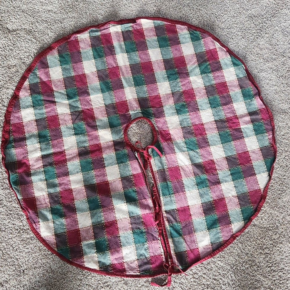 Plaid Christmas Tree Skirt
